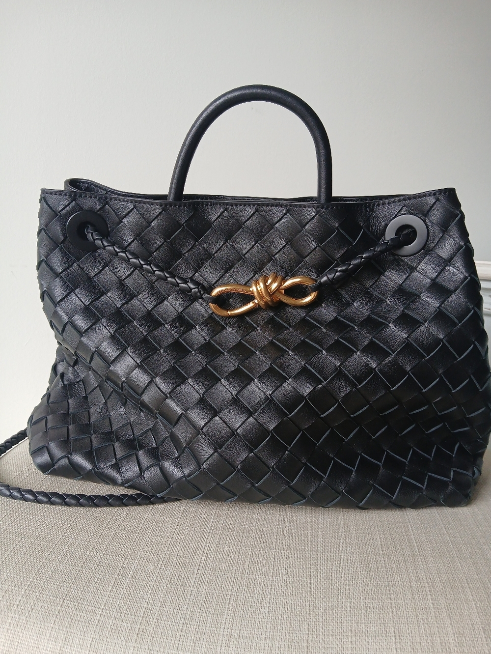 Bottega Veneta Women Andiamo Black Medium Bag